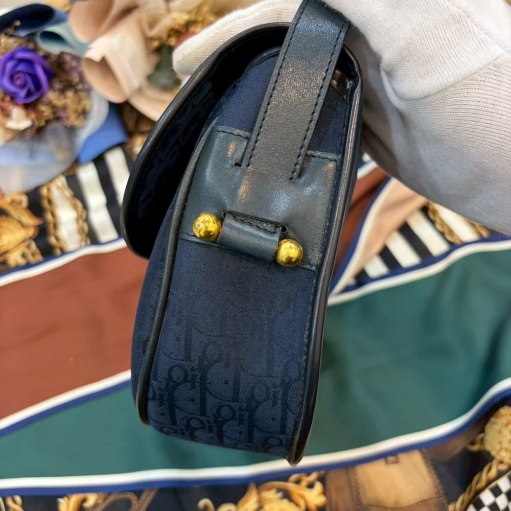 👜【近新｜Dior Oblique 藍金老花翻蓋斜背包】-細節圖11