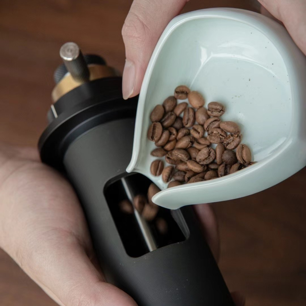 【沐湛咖啡】櫸木豆碟 秤豆量盤/豆碟 手搖磨豆機入豆碟/新款陶瓷豆碟-細節圖5