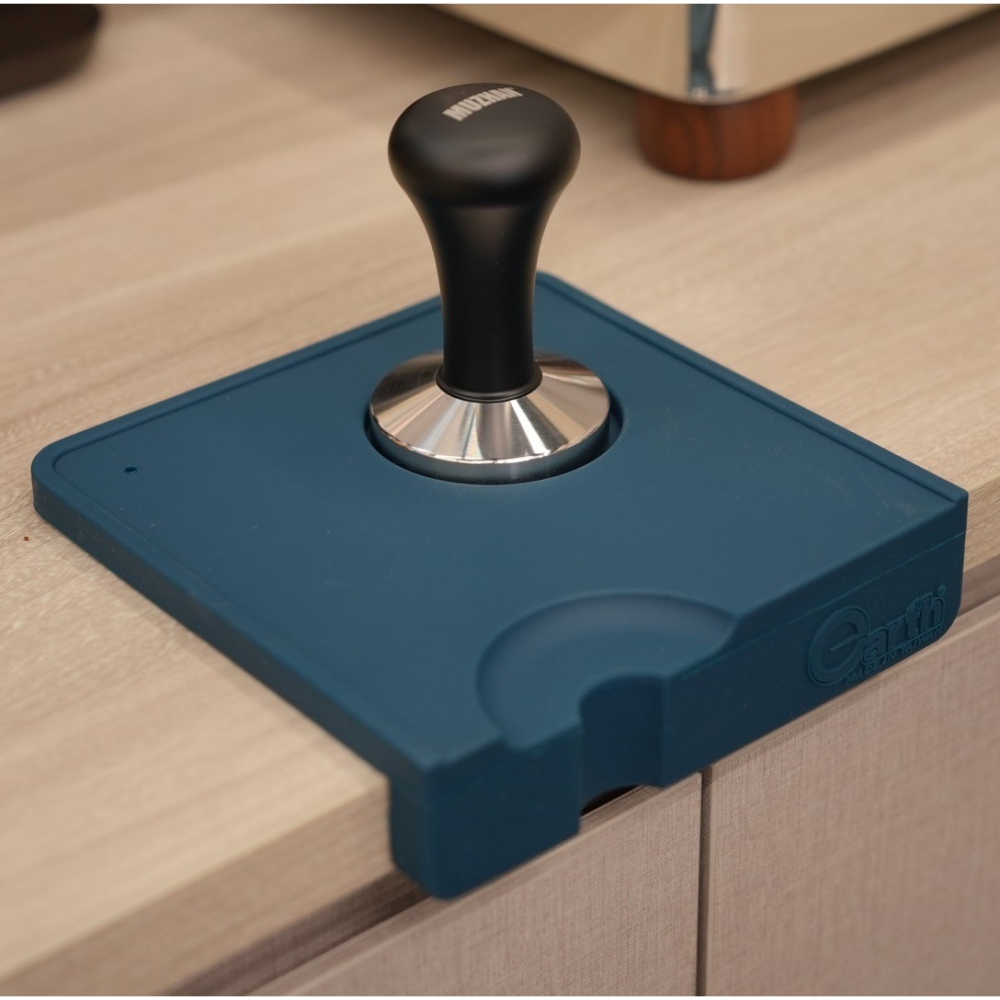 【沐湛咖啡】 台灣製造無毒矽膠 填壓墊 止滑墊 吧檯填壓專用 轉角墊 可放填壓器 義式咖啡機-細節圖3