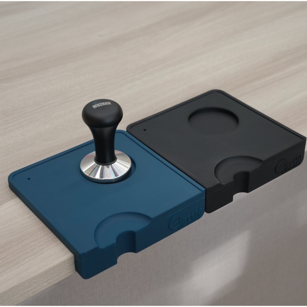 【沐湛咖啡】 台灣製造無毒矽膠 填壓墊 止滑墊 吧檯填壓專用 轉角墊 可放填壓器 義式咖啡機-細節圖5