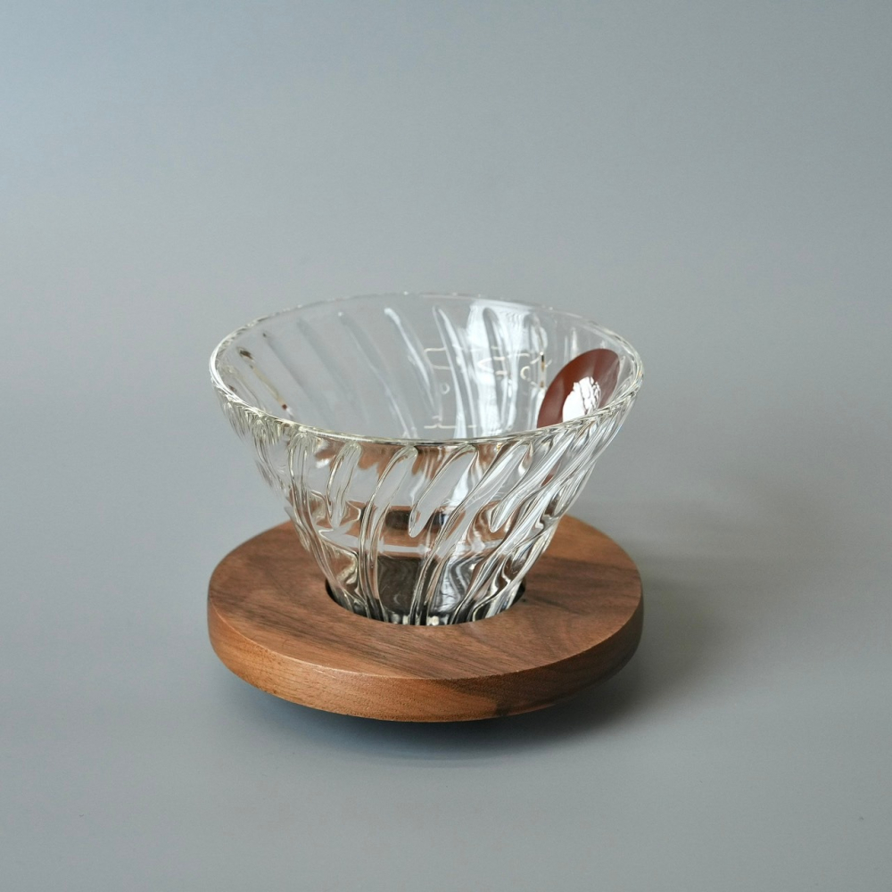 【沐湛咖啡】HARIO V60胡桃木玻璃濾杯 1~4杯 VDG-02-WN 耐熱玻璃-細節圖3
