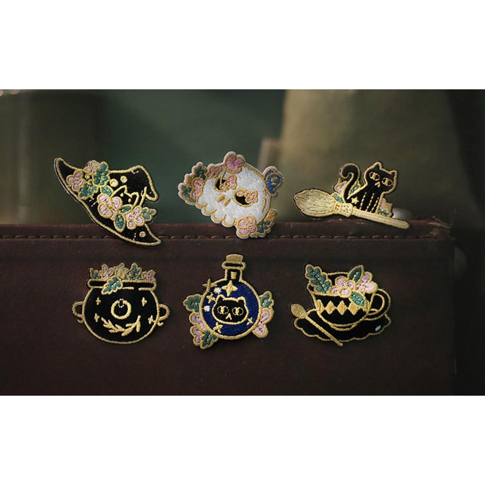 客秋皮~ 信的戀人 女巫手札 黑貓 骷髏 魔法帽 刺繡 背膠式繡布貼 補丁 刺繡貼紙 燙布貼 衣服裝飾 布貼 刺繡貼-細節圖9