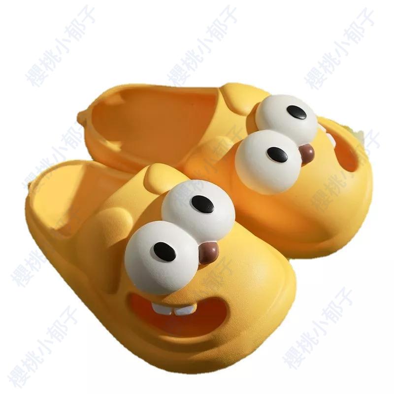 【現貨速發】大眼狗拖鞋女夏天居家室內防滑卡通包頭洞洞鞋厚底踩屎感拖鞋外穿-細節圖5