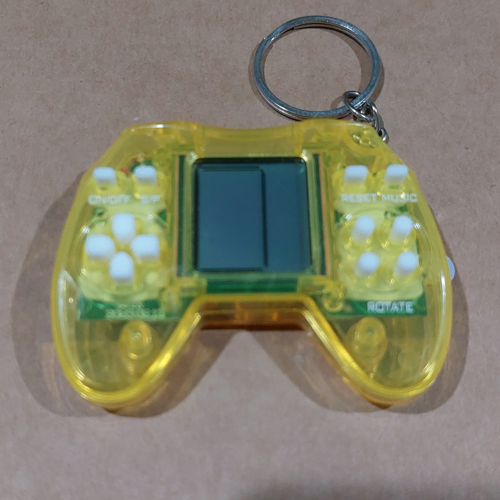 mini掌上遊戲機 可愛吊飾 透明亮綠色遊戲機 鑰匙圈 透黃色迷你遊戲機 玩具-細節圖4