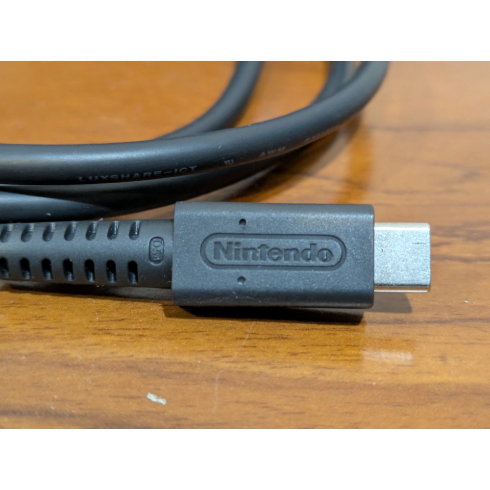 可領券 Nintendo switch 原廠 pro手把 + 線（一代）無盒-細節圖3