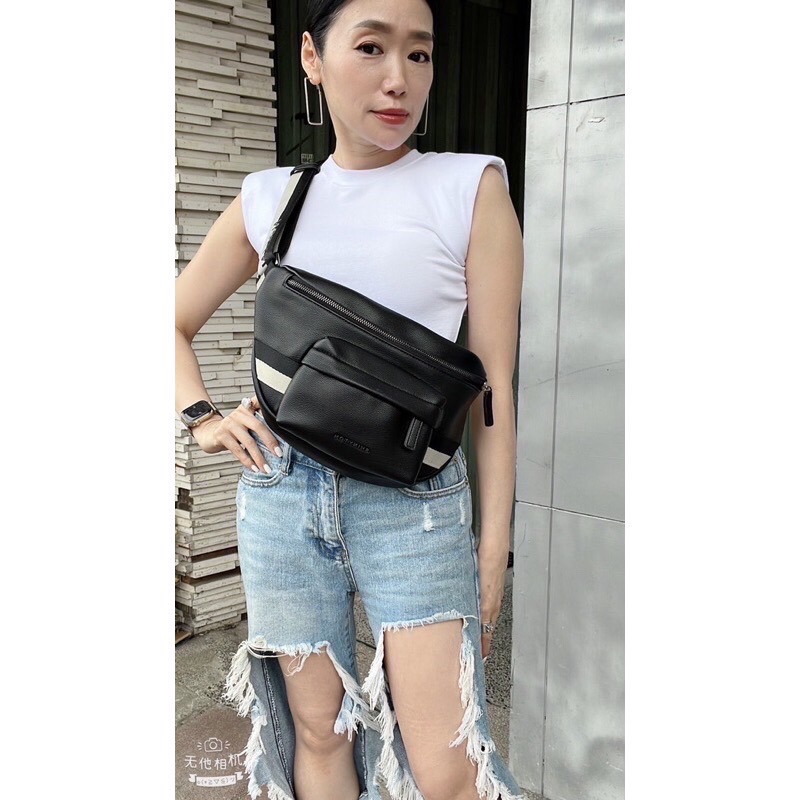 ￼現貨（2色）🎀SHINYTON 情侶胸包🎀胸包、腰包、肩背包、側背包、斜背包、出國包-細節圖2