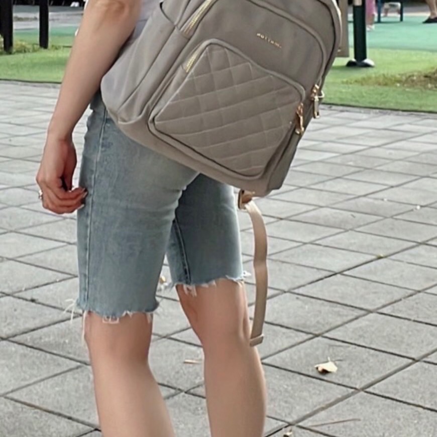 ￼現貨（4色）🎀SHINYTON 厚磅尼龍三層後背包🎀後背包、肩背包、側背包、斜背包、三層包、雙肩後背包-細節圖8