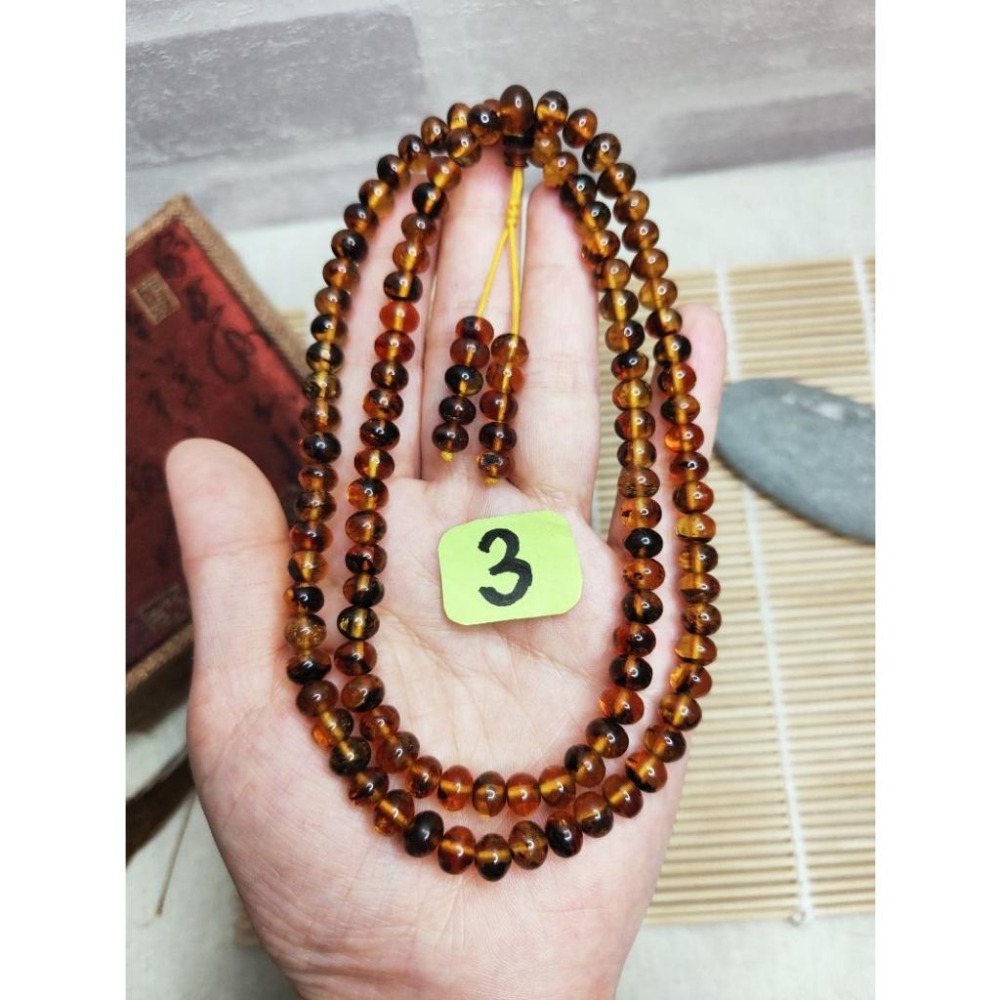 (現貨) 🧧天然西露天撫順琥珀項鍊-7+mm撫順血珀108鍊 帶綠膜撫順琥珀多圈手珠手串 非二代 非塑料 非壓制-細節圖6