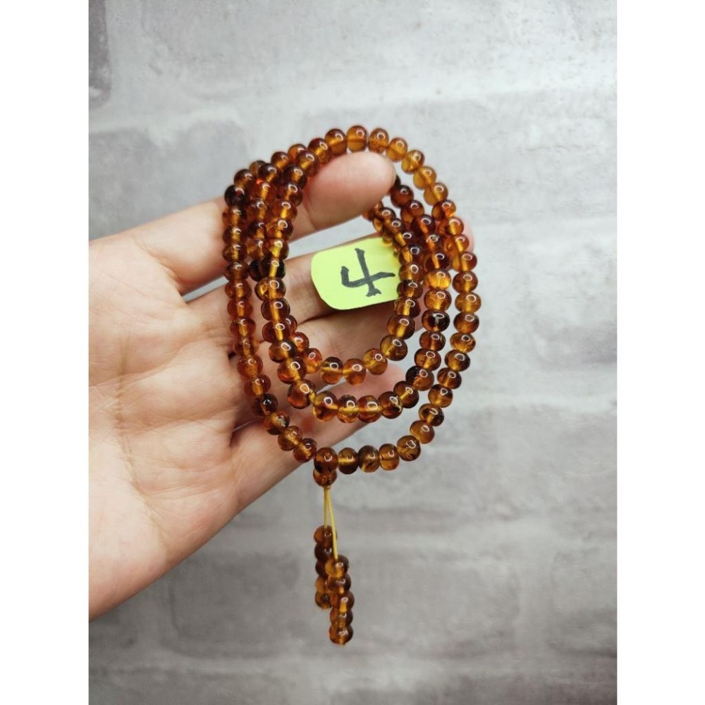 (現貨) 🧧天然西露天撫順琥珀-6+mm撫順血珀108鍊 帶綠膜撫順琥珀多圈手珠手串 非二代 非塑料 非壓制-細節圖7