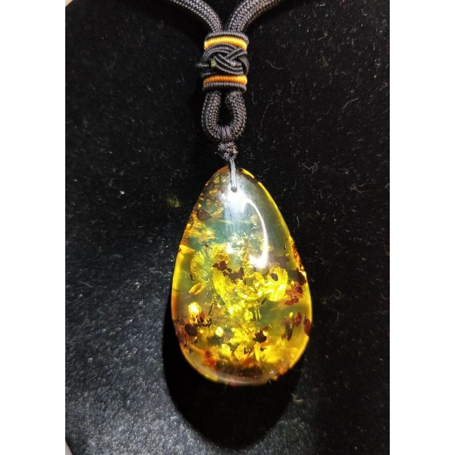 (現貨) 天然波羅的海琥珀蜜蠟意境珀水滴吊墜 植物冰片琥珀手把件 非二代 非塑料 非壓制-細節圖8