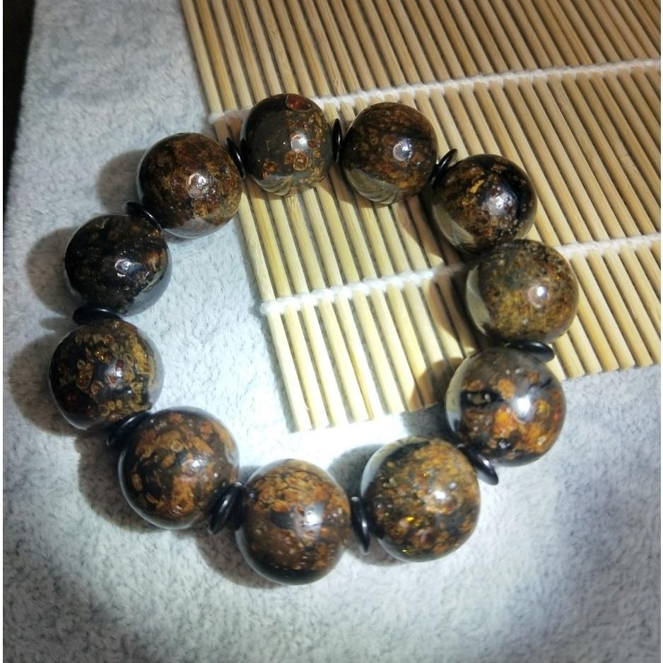 (現貨) 天然西露天撫順琥珀母礦大單圈手珠 高品撫順琥珀伴生原礦大單圈手串 非二代 非塑料 非壓制-細節圖8