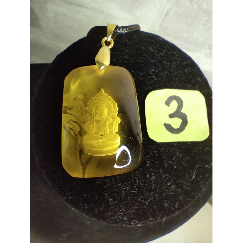 (現貨) 天然波羅的海琥珀蜜蠟吊墜 陰雕琥珀吊墜 金雞牡丹不動明王金珀雕刻件吊墜 非二代 非塑料 非壓制-細節圖9