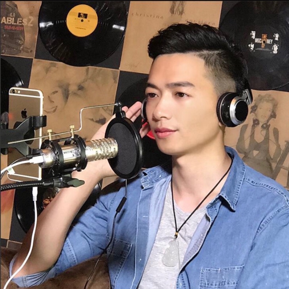 免運現貨台灣寄出 錄音麥克風 套裝「麥克風+MV支架+耳機+防噴套」歡歌 歡樂唱唱 歡樂語音 全民party 必備神器-細節圖2