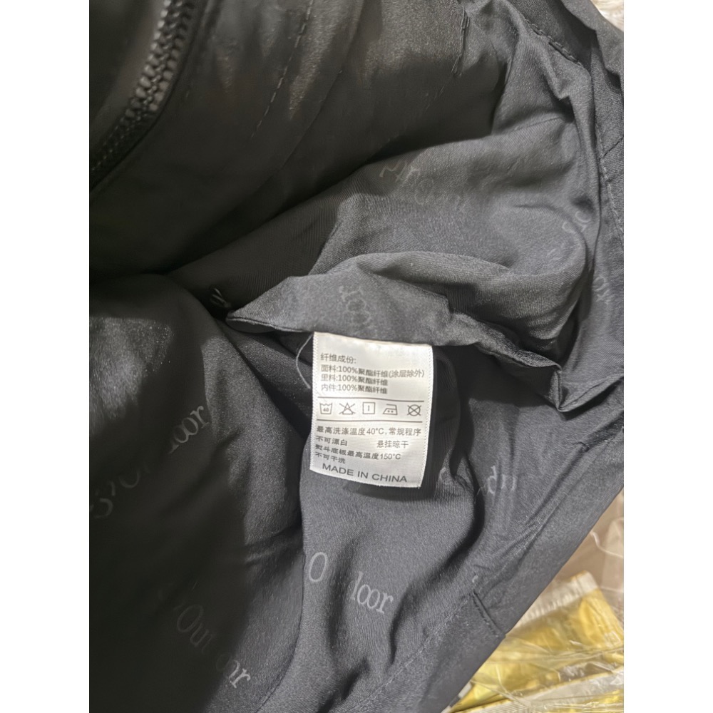 全新-黑色女用抽繩腰身衝鋒衣防風防水外套-細節圖2