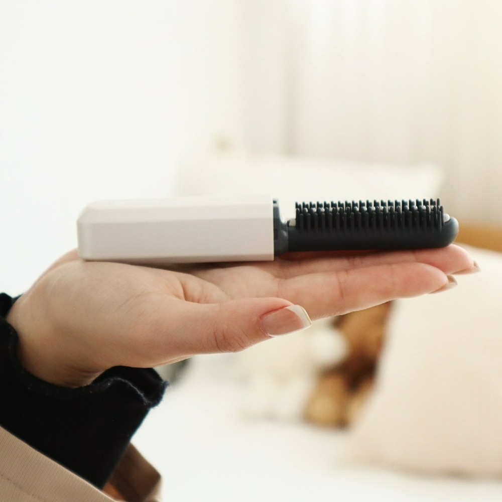 【原廠公司貨】台日熱銷缺貨款 日本KOIZUMI小泉成器 mini瀏海梳 KHR-G420(白/粉/黑任選)-細節圖9