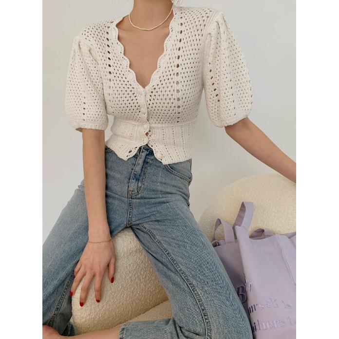 LYS - 溫柔氣質V領單排扣收腰短款泡泡袖針織衫上衣-細節圖9