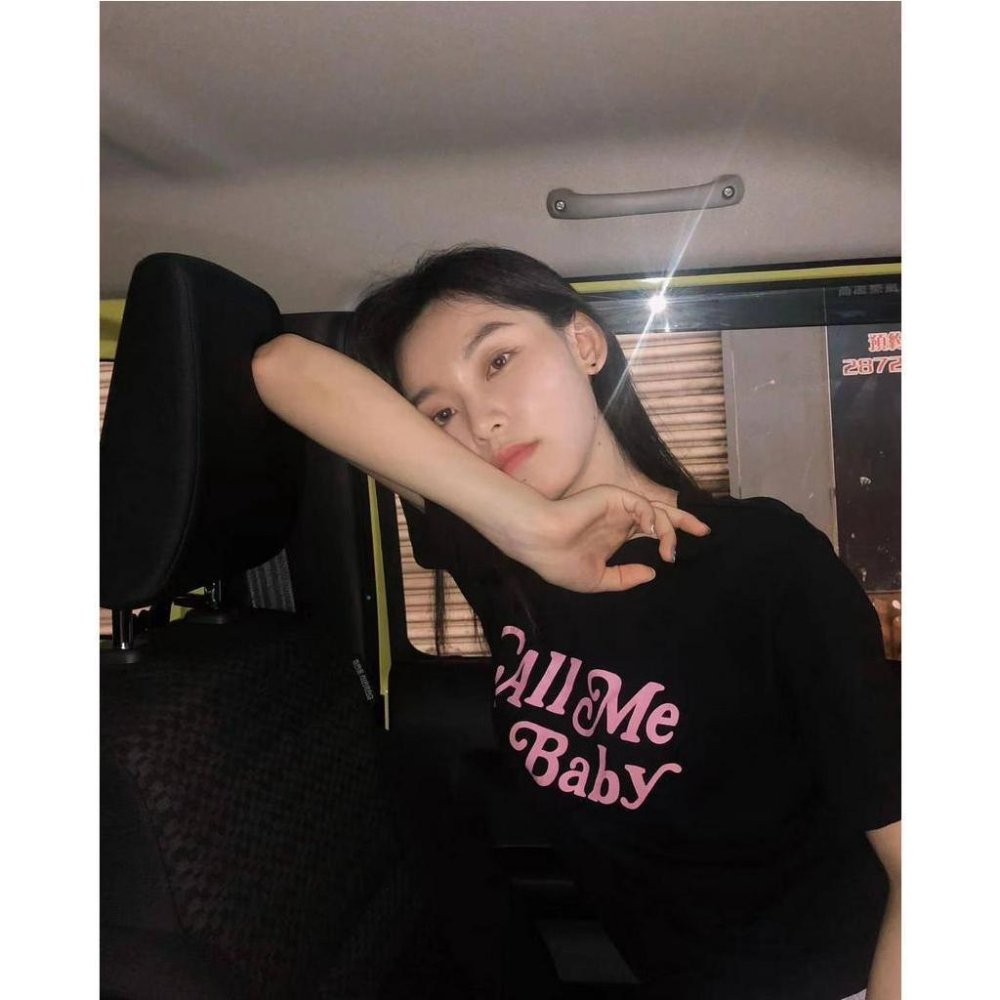 ᴷᴼᴿᴱᴬ 🇰🇷 甜美休閒字母短袖T恤-細節圖2