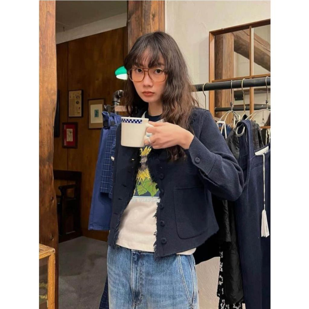 ᴷᴼᴿᴱᴬ 🇰🇷 復古撞色花朵短袖T恤-細節圖2