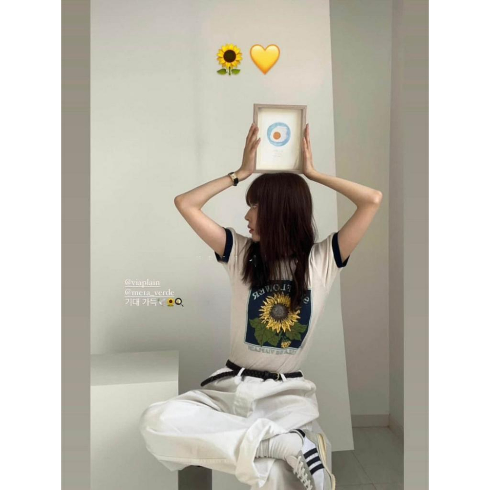 ᴷᴼᴿᴱᴬ 🇰🇷 復古撞色花朵短袖T恤-細節圖3