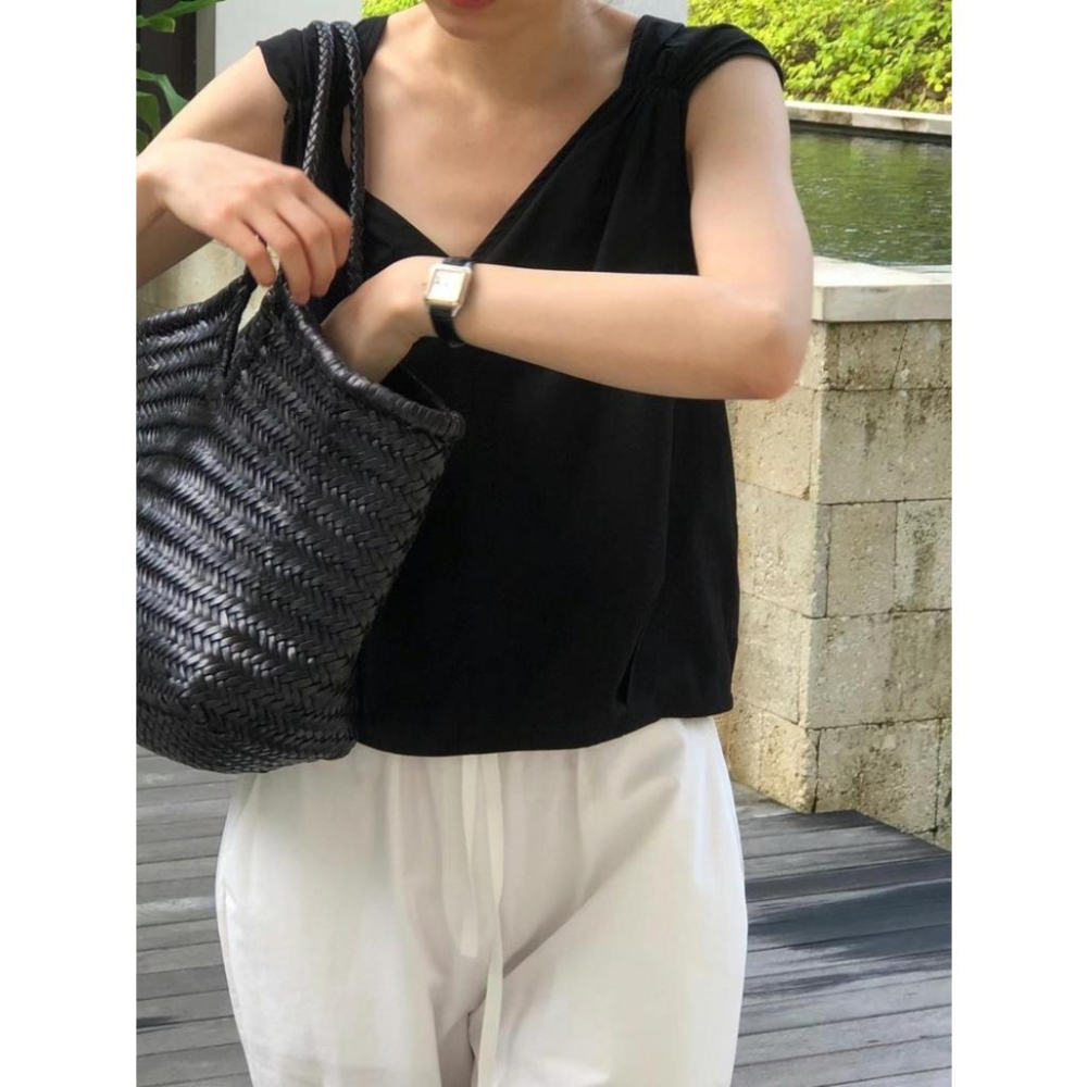 ᴷᴼᴿᴱᴬ 🇰🇷寬鬆V領肩帶背心襯衫-細節圖6