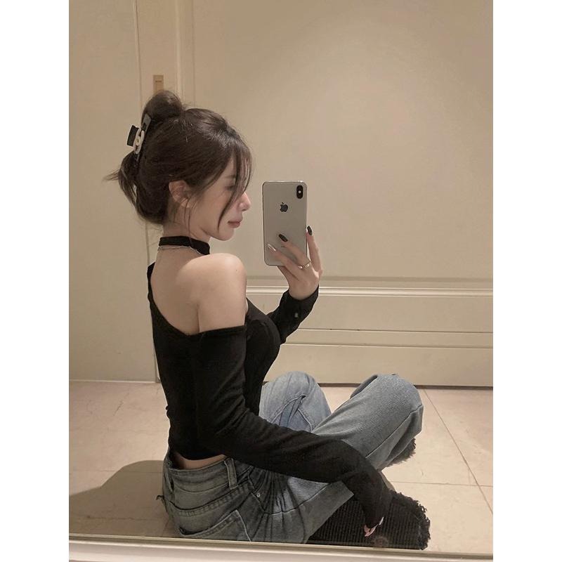 𝐔𝐌𝐄𝐎𝐖 𝐒𝐓𝐔𝐃𝐈𝐎 辣妹の繞頸斜肩修身長袖上衣（3colors）露肩-細節圖4