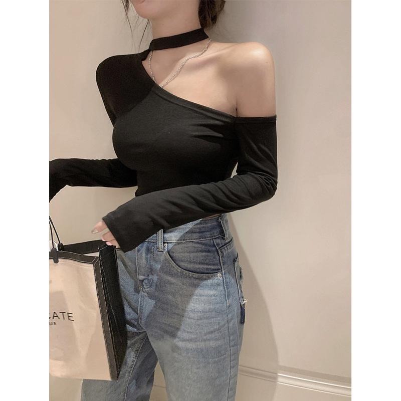 𝐔𝐌𝐄𝐎𝐖 𝐒𝐓𝐔𝐃𝐈𝐎 辣妹の繞頸斜肩修身長袖上衣（3colors）露肩-細節圖9