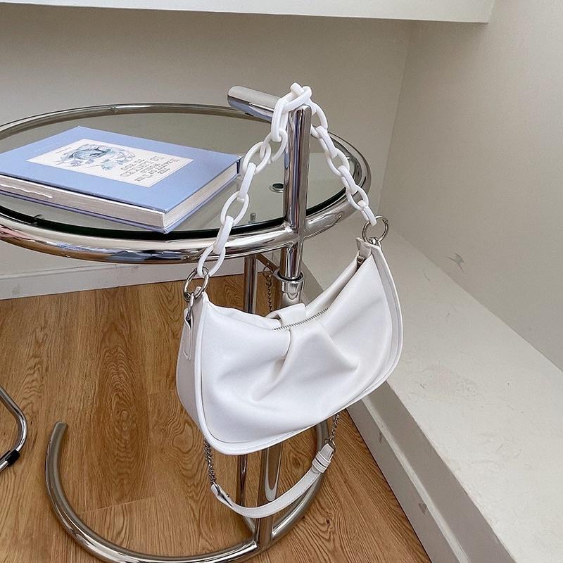 𝐔𝐌𝐄𝐎𝐖 𝐒𝐓𝐔𝐃𝐈𝐎 微光時刻 鏈條雲朵包（3colors）斜背包 腋下包-細節圖6