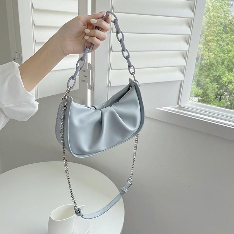 𝐔𝐌𝐄𝐎𝐖 𝐒𝐓𝐔𝐃𝐈𝐎 微光時刻 鏈條雲朵包（3colors）斜背包 腋下包-細節圖7