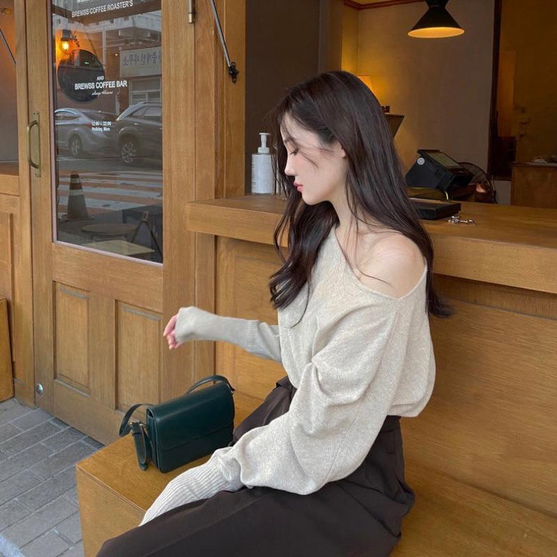 𝐔𝐌𝐄𝐎𝐖 𝐒𝐓𝐔𝐃𝐈𝐎 唯一的光芒 露肩針織長袖上衣（3colors）-細節圖9