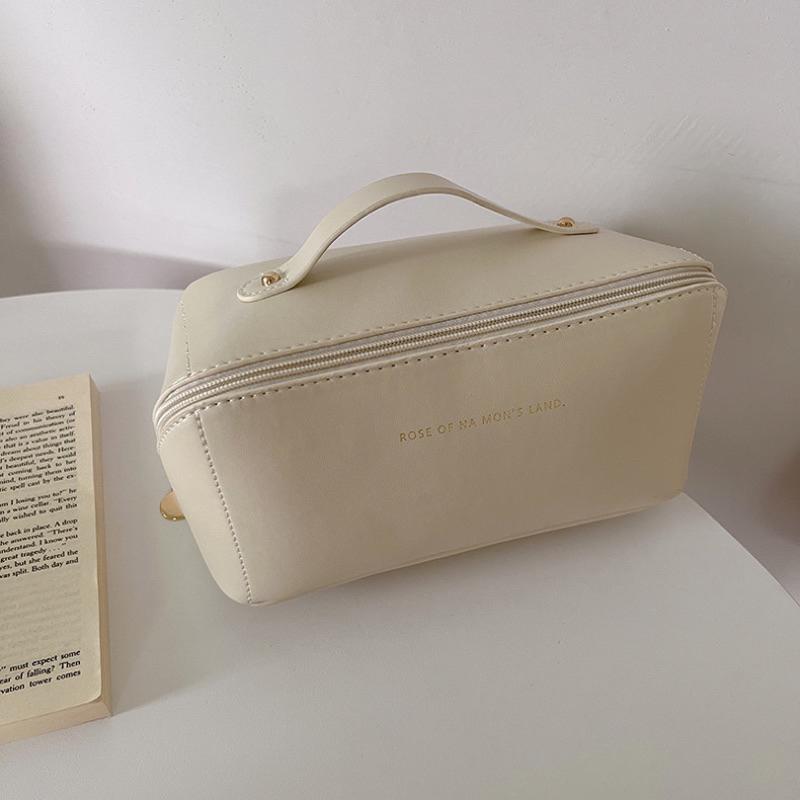 𝐔𝐌𝐄𝐎𝐖 𝐒𝐓𝐔𝐃𝐈𝐎 無人區玫瑰 大容量奶皮化妝包 防水-細節圖2