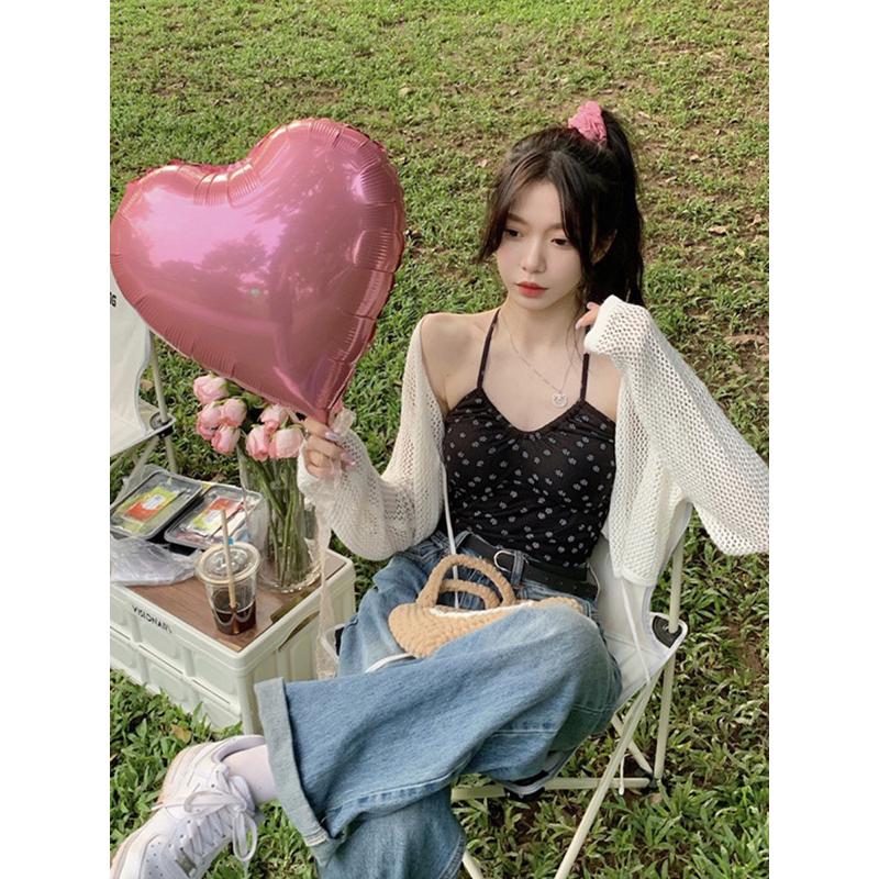 ［大尺碼到5XL］𝐔𝐌𝐄𝐎𝐖 𝐒𝐓𝐔𝐃𝐈𝐎 只如初見 鏤空洞洞綁帶小外套+小花花細肩帶BraTop背心 套裝 短版罩衫-細節圖2