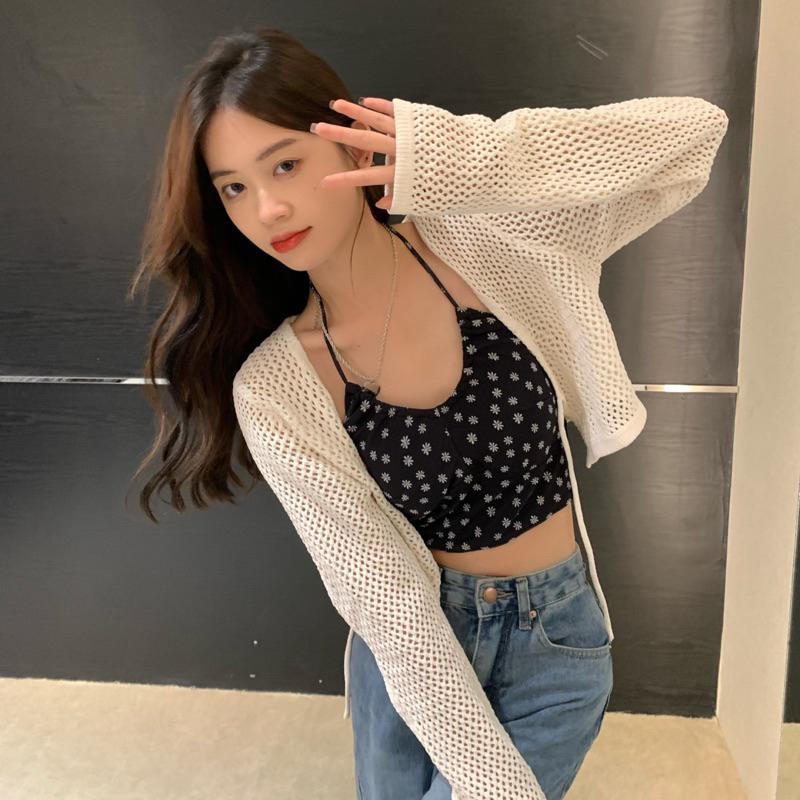 ［大尺碼到5XL］𝐔𝐌𝐄𝐎𝐖 𝐒𝐓𝐔𝐃𝐈𝐎 只如初見 鏤空洞洞綁帶小外套+小花花細肩帶BraTop背心 套裝 短版罩衫-細節圖3