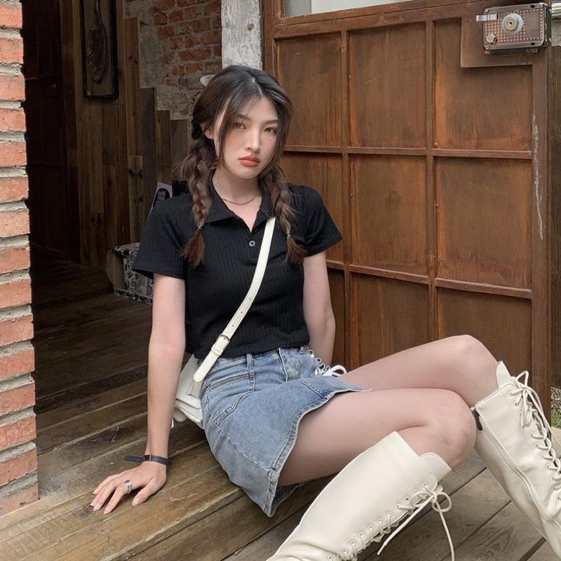 𝐔𝐌𝐄𝐎𝐖 𝐒𝐓𝐔𝐃𝐈𝐎 翻領短版短袖上衣（5colors）短T 修身-細節圖3