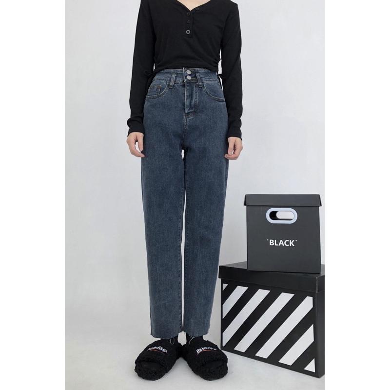 ［大尺碼到4XL］𝐔𝐌𝐄𝐎𝐖 𝐒𝐓𝐔𝐃𝐈𝐎 就想見到妳 煙灰藍兩釦毛邊直筒牛仔褲-細節圖2