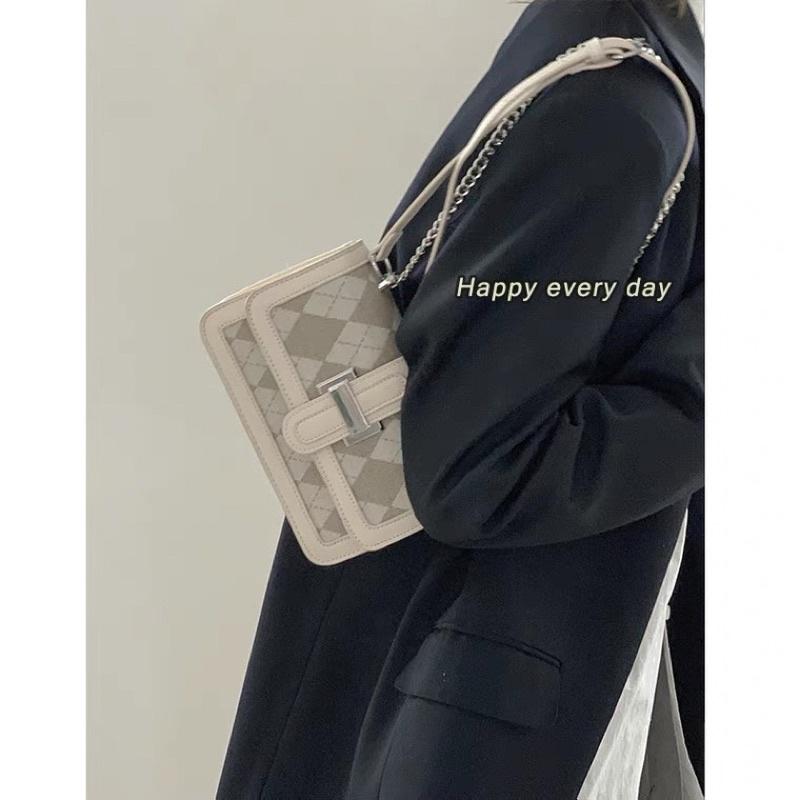 𝐔𝐌𝐄𝐎𝐖 𝐒𝐓𝐔𝐃𝐈𝐎 時光裡的溫柔🌹菱格帆布小方包（3colors）斜背包-細節圖2