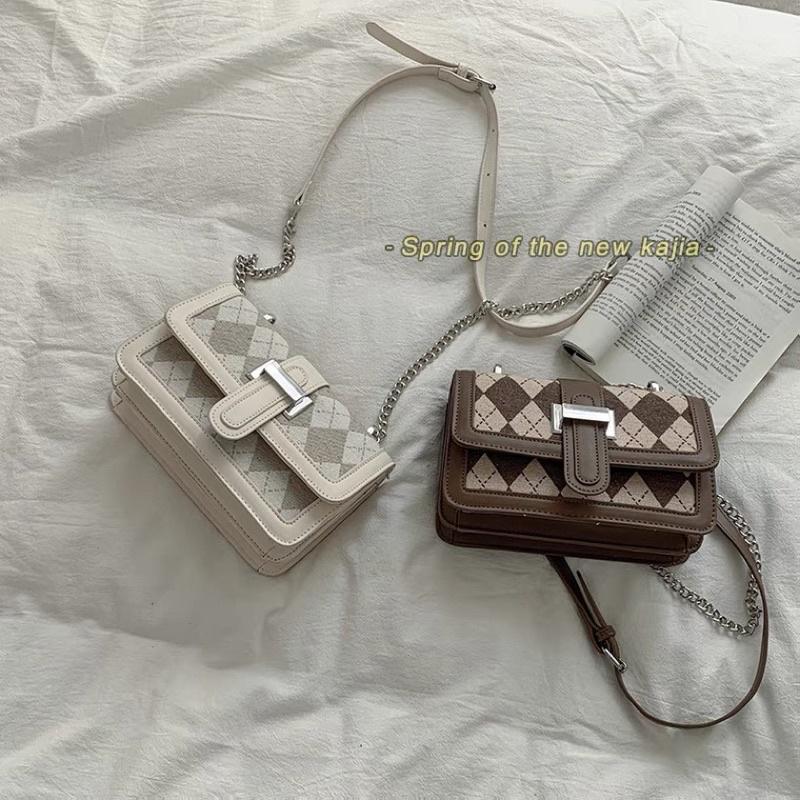 𝐔𝐌𝐄𝐎𝐖 𝐒𝐓𝐔𝐃𝐈𝐎 時光裡的溫柔🌹菱格帆布小方包（3colors）斜背包-細節圖3