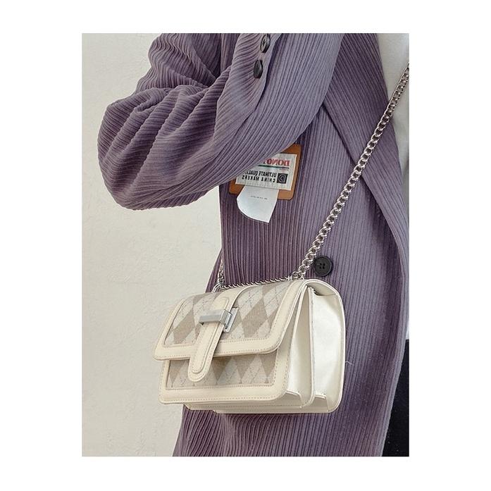 𝐔𝐌𝐄𝐎𝐖 𝐒𝐓𝐔𝐃𝐈𝐎 時光裡的溫柔🌹菱格帆布小方包（3colors）斜背包-細節圖5