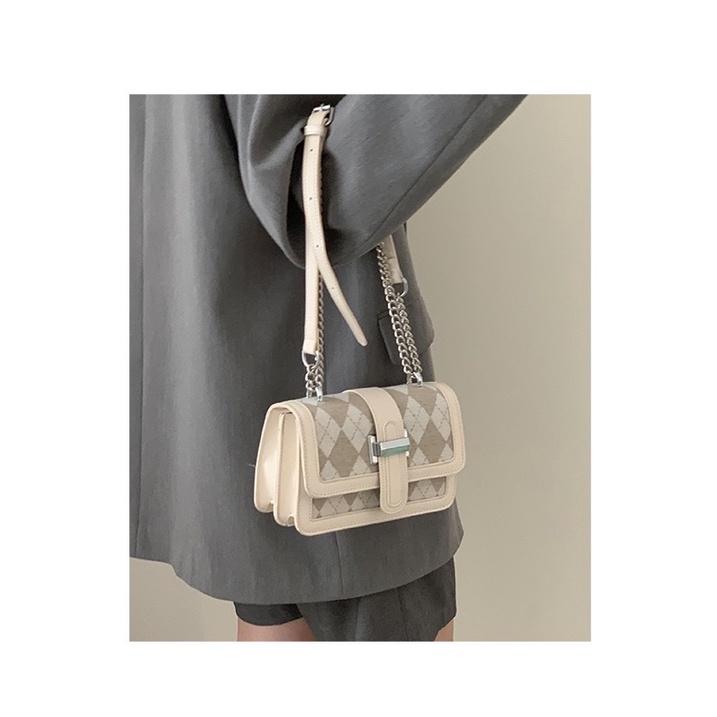 𝐔𝐌𝐄𝐎𝐖 𝐒𝐓𝐔𝐃𝐈𝐎 時光裡的溫柔🌹菱格帆布小方包（3colors）斜背包-細節圖7