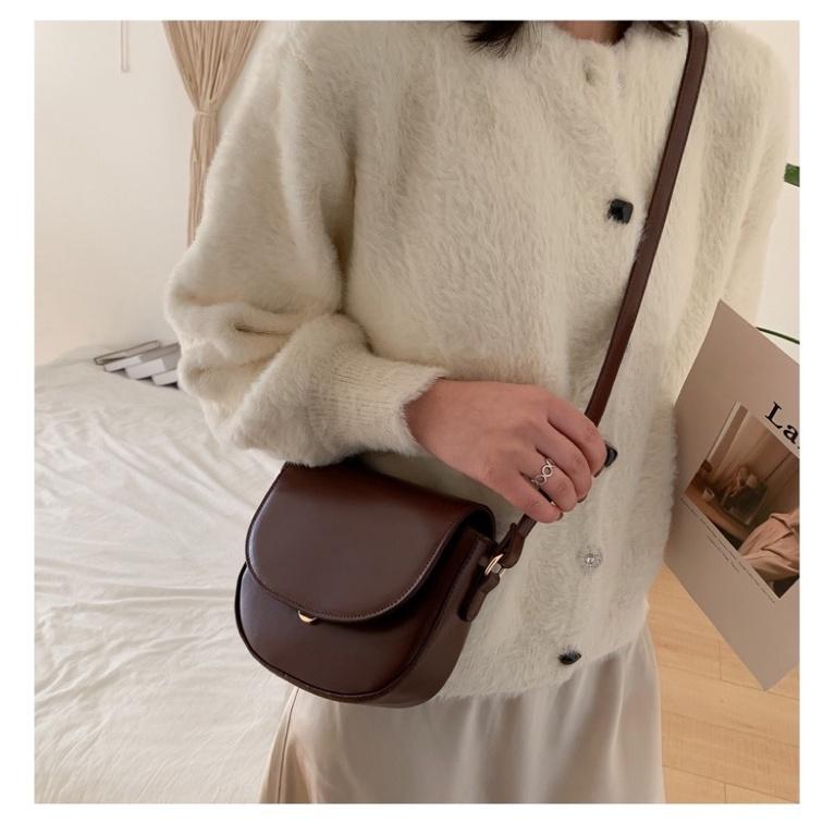 𝐔𝐌𝐄𝐎𝐖 𝐒𝐓𝐔𝐃𝐈𝐎 遇時不候 半圓馬鞍包（4colors）斜背包-細節圖5