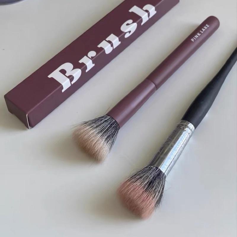 𝐔𝐌𝐄𝐎𝐖 𝐒𝐓𝐔𝐃𝐈𝐎 點彩刷の天花板！PinkLake粉之泊羊毛點彩腮红刷/散粉刷👁👁化妝刷具 蜜粉刷-細節圖3