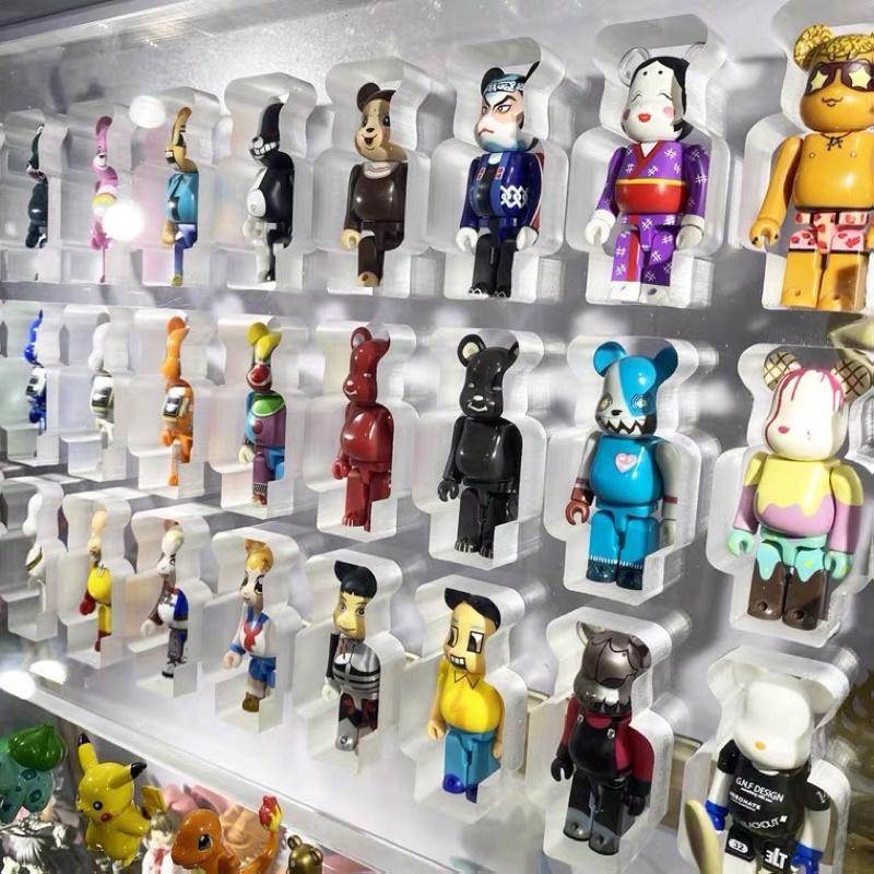 Tranh Treo Tường Chú Gấu Bearbrick Phiên Bản Supreme