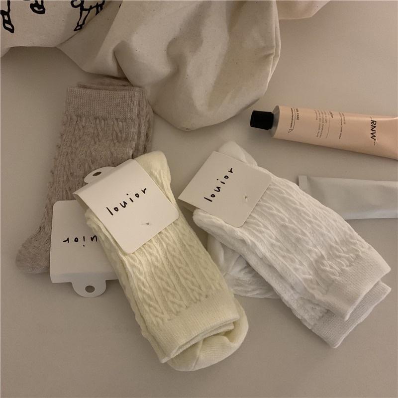 ［現貨］𝐔𝐌𝐄𝐎𝐖 𝐒𝐓𝐔𝐃𝐈𝐎 落日餘暉 浮雕立體麻花中筒襪子（5colors）-細節圖2