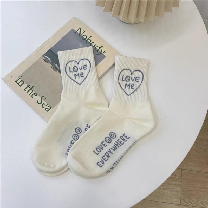 𝐔𝐌𝐄𝐎𝐖 𝐒𝐓𝐔𝐃𝐈𝐎 冷藍色系微笑小熊刺繡中筒襪子（多色）韓版女襪-細節圖5