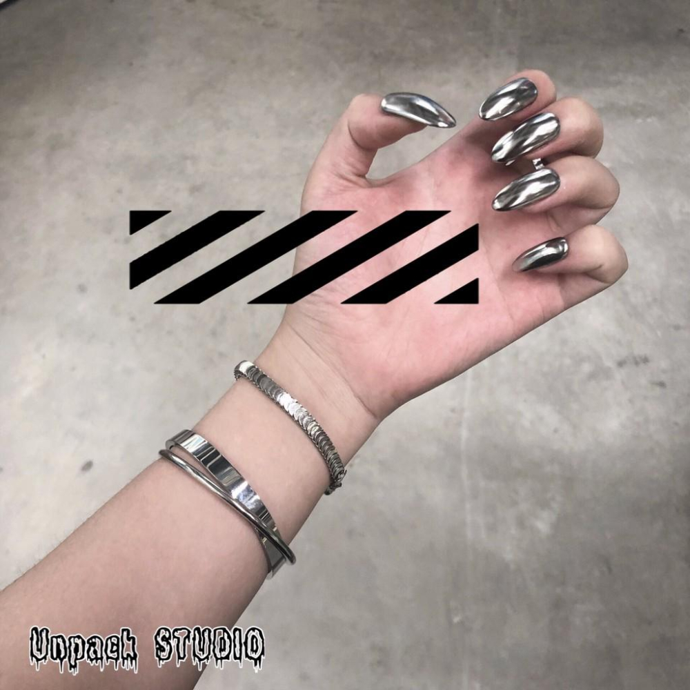 𝐔𝐌𝐄𝐎𝐖 𝐒𝐓𝐔𝐃𝐈𝐎 鏡面雙環疊戴手環-細節圖4