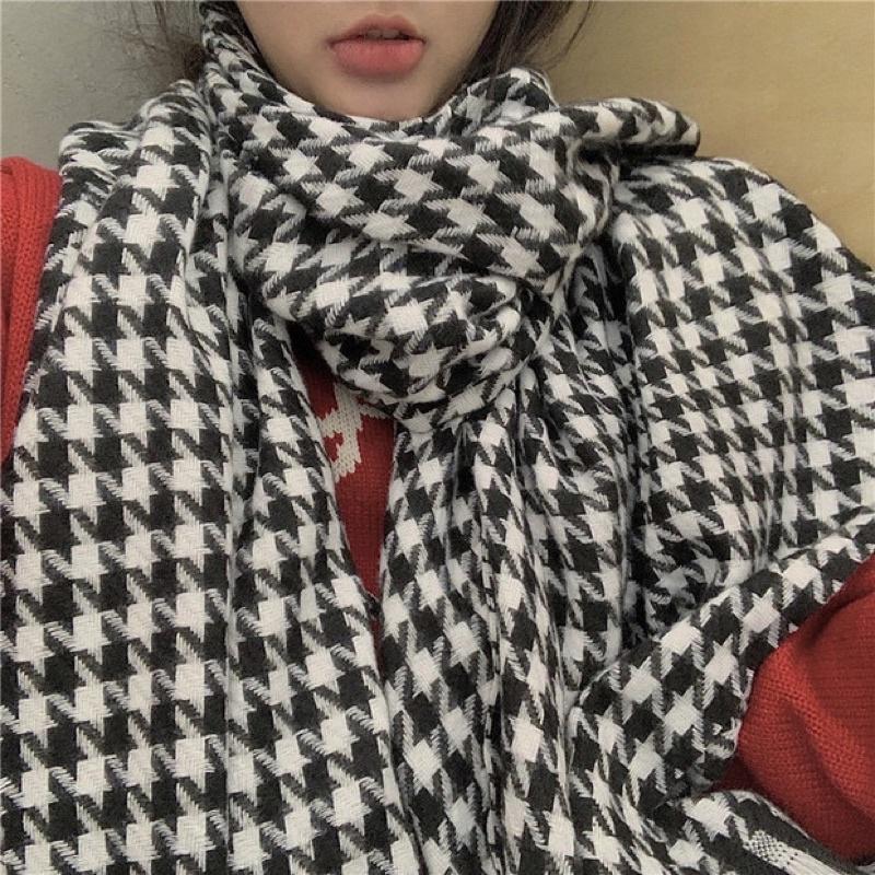 𝐔𝐌𝐄𝐎𝐖 𝐒𝐓𝐔𝐃𝐈𝐎 超柔軟不刺膚～千鳥格紋圍巾（黑/淺灰藍/淺卡其）披肩-細節圖2