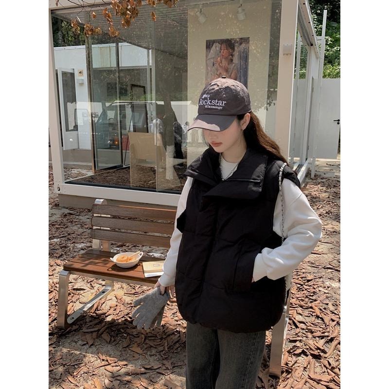 ［大尺碼到4XL］𝐔𝐌𝐄𝐎𝐖 𝐒𝐓𝐔𝐃𝐈𝐎 秋日奏曲 翻領麵包羽絨背心（2colors）鋪棉外套-細節圖8