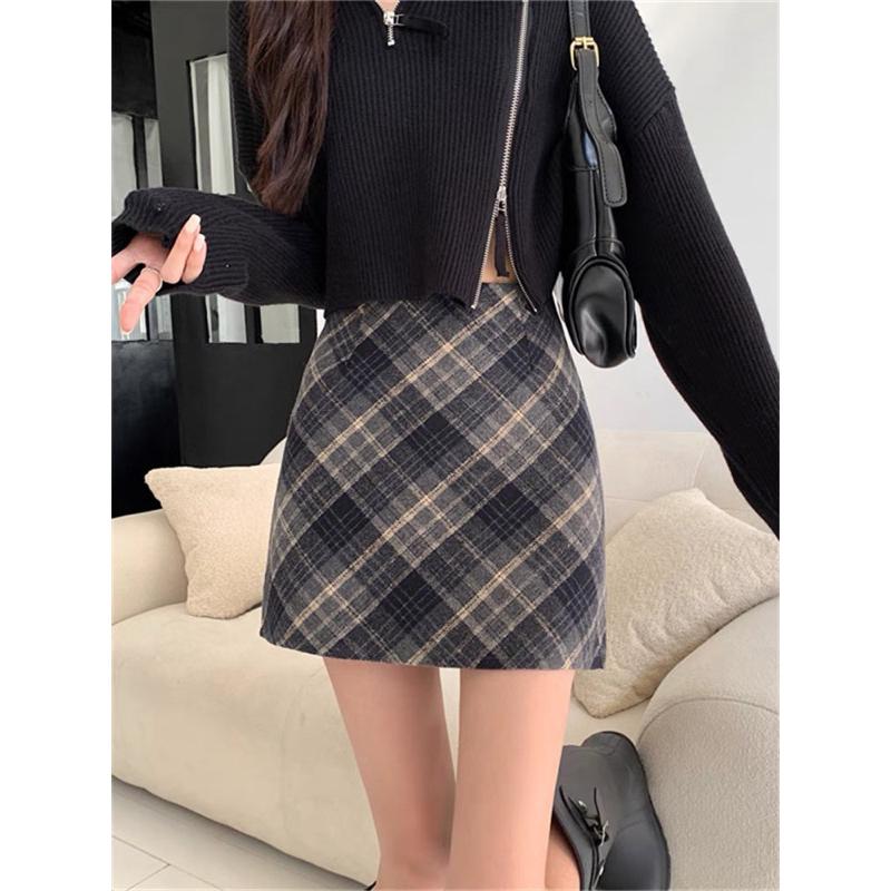 11月新品⛄️［大尺碼到5XL］𝐔𝐌𝐄𝐎𝐖 𝐒𝐓𝐔𝐃𝐈𝐎 格紋毛呢高腰短裙（2colors）秋冬 包臀裙 格子裙-細節圖5