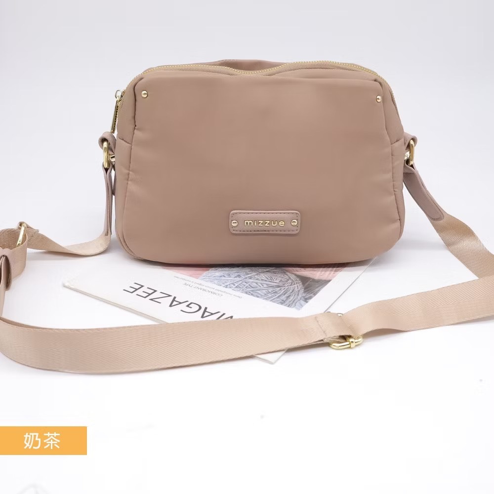 mizzue 輕巧斜背包 三隔層包厚磅尼龍防潑水防水女包 肩背包韓版 側背包 RS016 KLSCAT-規格圖5