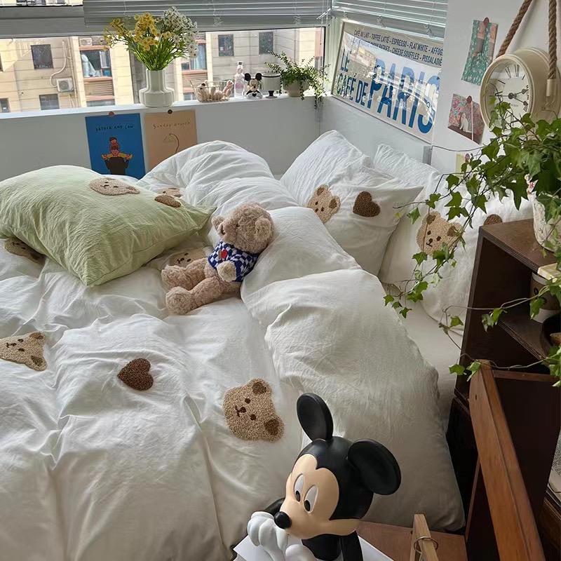 吾二家居 聚酯纖維 小熊白  單人 可愛 床包組 雙人床包 加大雙人  ins風 ikea風  台灣出貨-細節圖3
