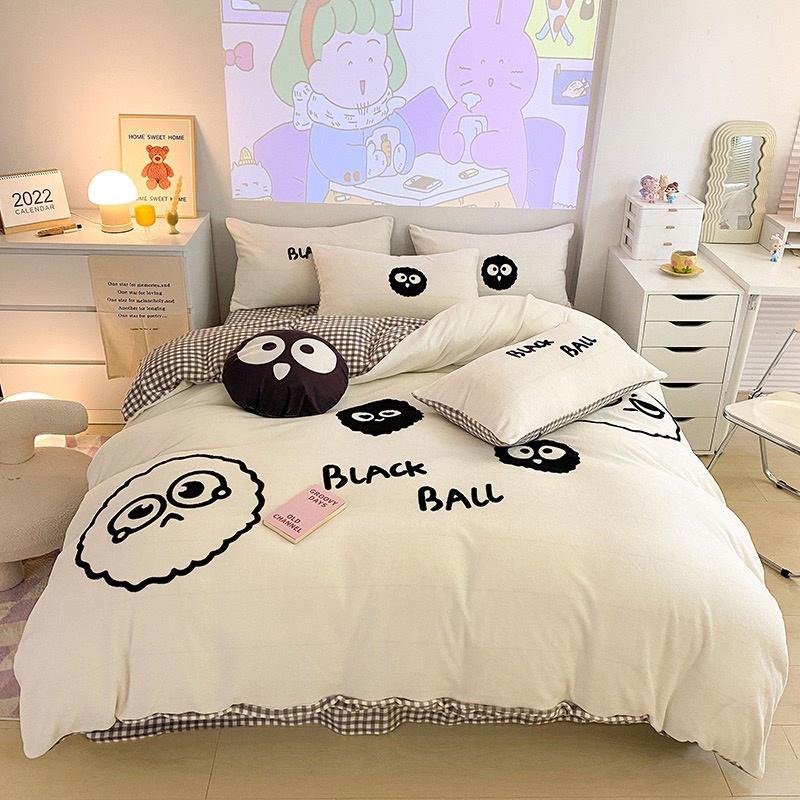 吾二家居● 台灣出貨 法蘭絨 黑煤球 格子 可愛 冬天保暖 牛奶絨 冬季床包組 雙人床包 加大雙人 可愛風   單人床包-細節圖2